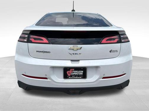 Pearl 2015 Chevrolet Volt Base