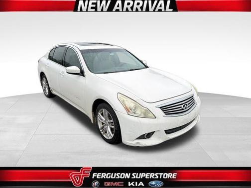 Moonlight White 2010 INFINITI G37x Base