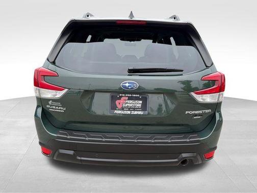 Cascade Green Silica 2023 Subaru Forester Limited