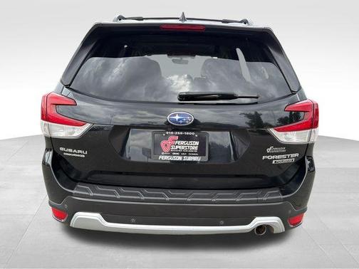 Crystal Black Silica 2019 Subaru Forester Touring