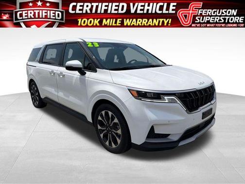 Snow White Pearl 2023 Kia Carnival EX