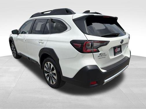 Crystal White Pearl 2024 Subaru Outback Limited XT