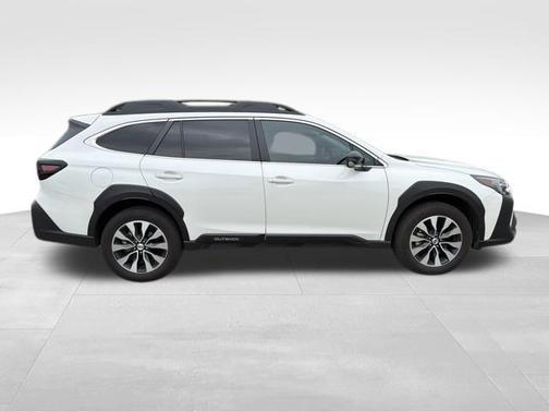 Crystal White Pearl 2024 Subaru Outback Limited XT