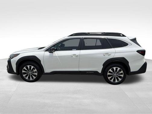 Crystal White Pearl 2024 Subaru Outback Limited XT