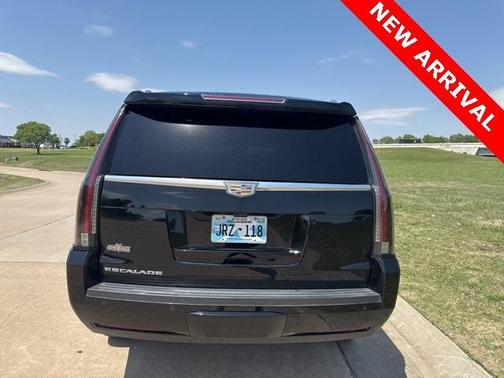 2018 Cadillac Escalade Premium Luxury