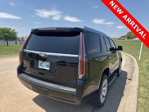 2018 Cadillac Escalade Premium Luxury