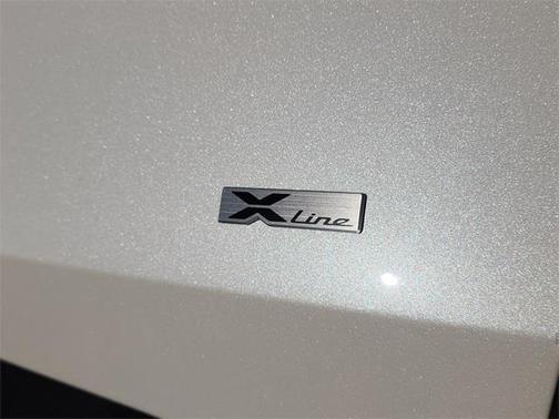 Snow White Pearl 2026 Kia Sportage Hybrid