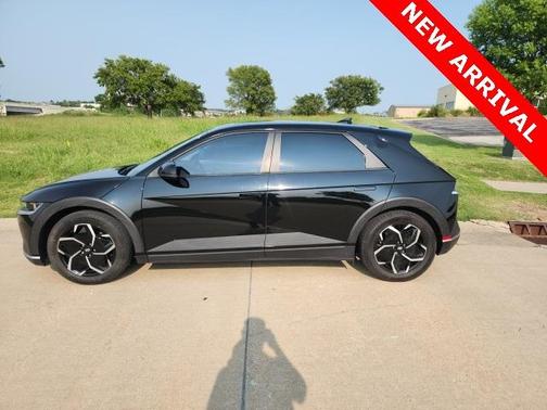 2022 Hyundai IONIQ 5 SEL