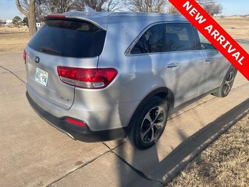 2016 Kia Sorento EX