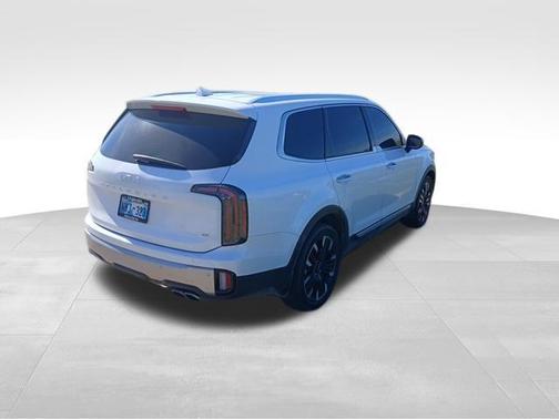 2023 Kia Telluride SX
