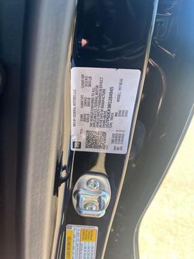Onyx Black 2024 GMC Canyon AT4
