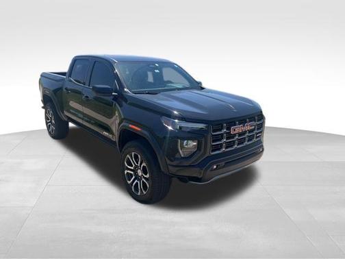 Onyx Black 2024 GMC Canyon AT4