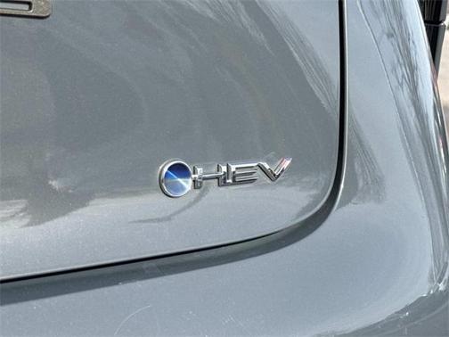 2023 Toyota Prius XLE