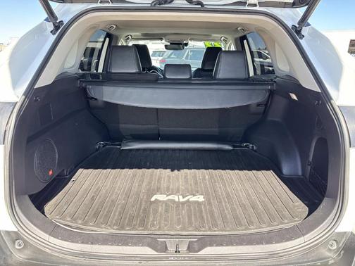 2022 Toyota RAV4 Limited