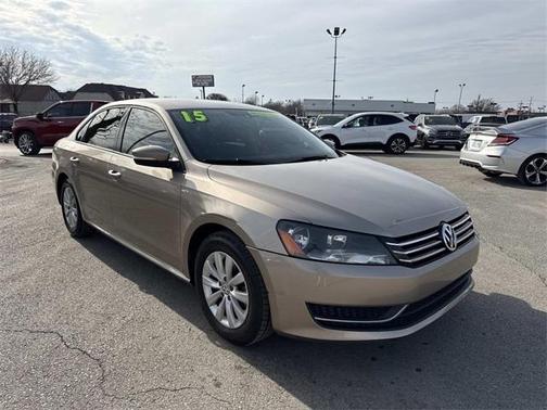2015 Volkswagen Passat 1.8T Auto Wolfsburg Ed