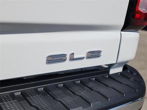 2025 GMC Sierra 2500 SLE