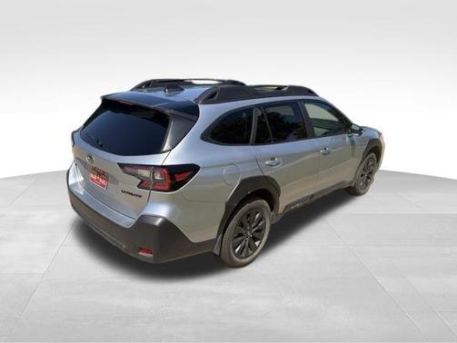 Ice Silver Metallic 2025 Subaru Outback Onyx Edition