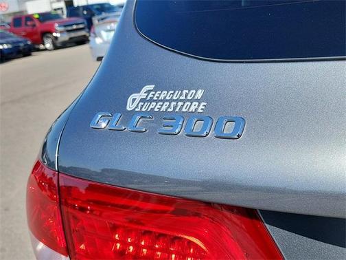 2018 Mercedes-Benz GLC 300 Base 4MATIC