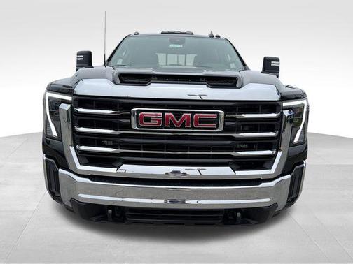 Onyx Black 2026 GMC Sierra 2500 SLE
