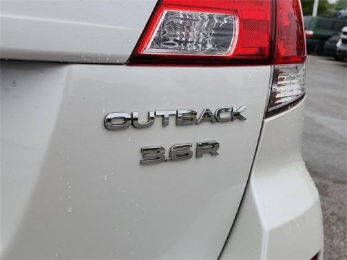 2013 Subaru Outback 3.6R Limited