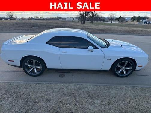 2014 Dodge Challenger SXT