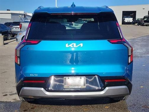 2026 Kia EV9 Land