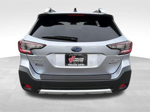 Ice Silver Metallic 2024 Subaru Outback Touring