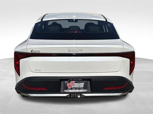 Snow White Pearl 2026 Kia K4 LXS
