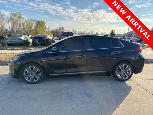 2019 Hyundai IONIQ Hybrid Limited