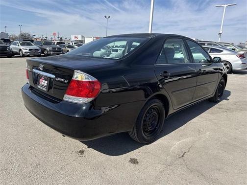 2006 Toyota Camry LE