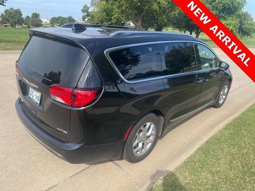 2019 Chrysler Pacifica Limited