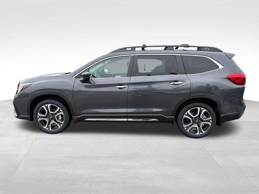 Magnetite Gray Metallic 2026 Subaru Ascent Touring