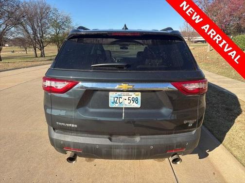 2020 Chevrolet Traverse LT Cloth