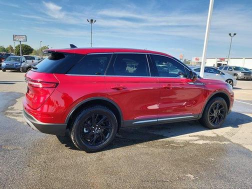 2024 Lincoln Corsair Premiere