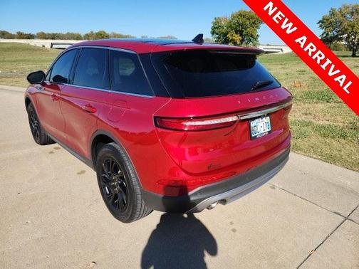 2024 Lincoln Corsair Premiere