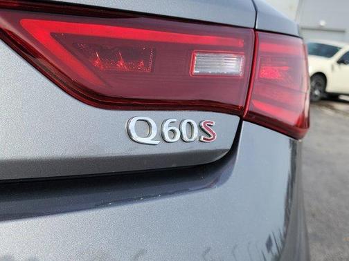 2018 INFINITI Q60 3.0t Red Sport 400