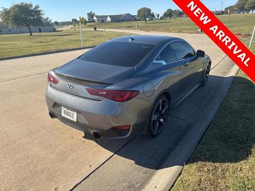 2018 INFINITI Q60 3.0t Red Sport 400