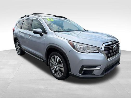 Ice Silver Metallic 2022 Subaru Ascent Limited 7-Passenger