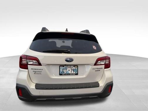 White 2019 Subaru Outback 3.6R Limited