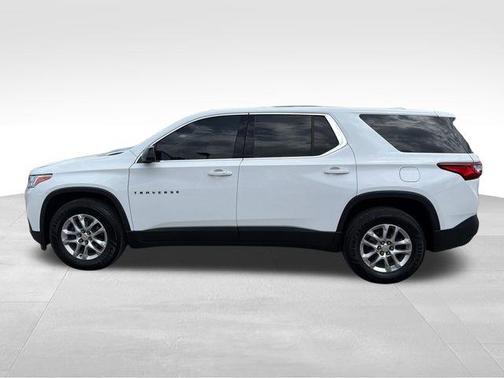 Summit White 2021 Chevrolet Traverse LS