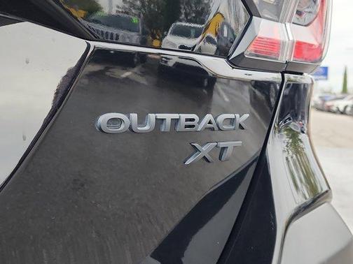 2024 Subaru Outback Onyx Edition XT