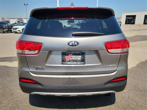 2017 Kia Sorento EX
