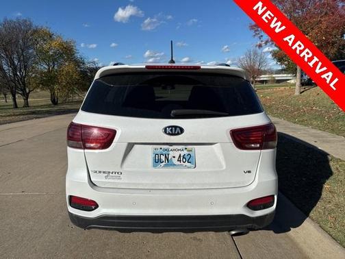 2020 Kia Sorento S