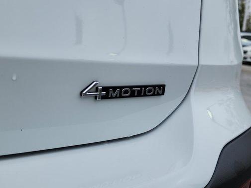 2024 Volkswagen Taos 1.5T SEL