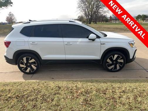 2024 Volkswagen Taos 1.5T SEL