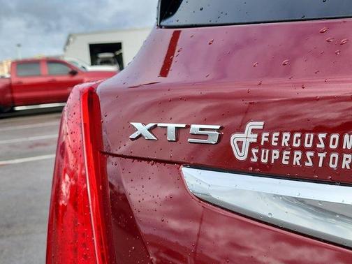 2018 Cadillac XT5 Luxury