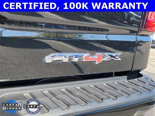 2025 GMC Sierra 1500 AT4X