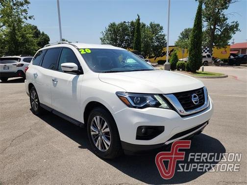 2020 Nissan Pathfinder SL