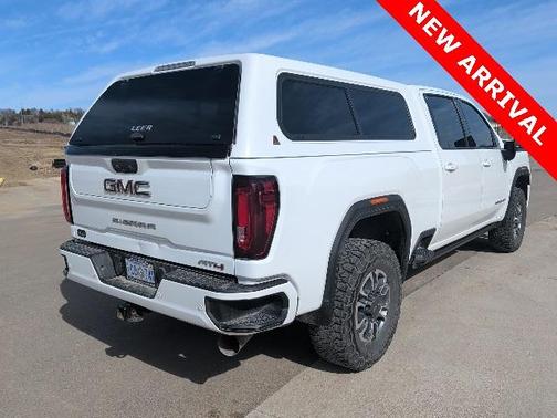 2023 GMC Sierra 2500 AT4