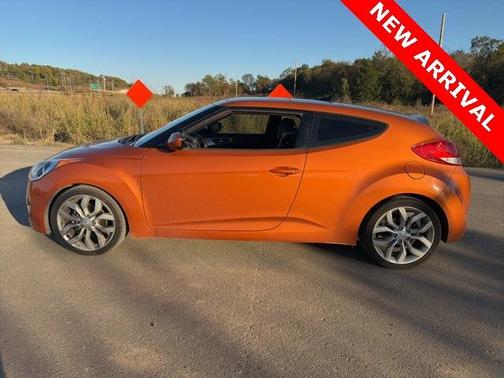 2013 Hyundai Veloster Base